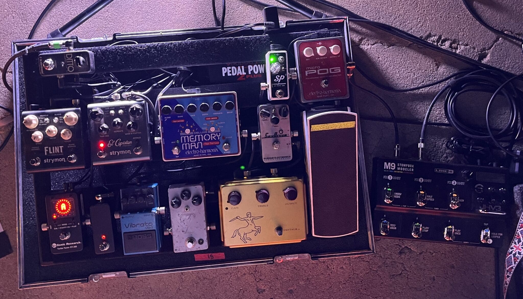 10 Pro Guitar Worship Pedalboards You Need To See