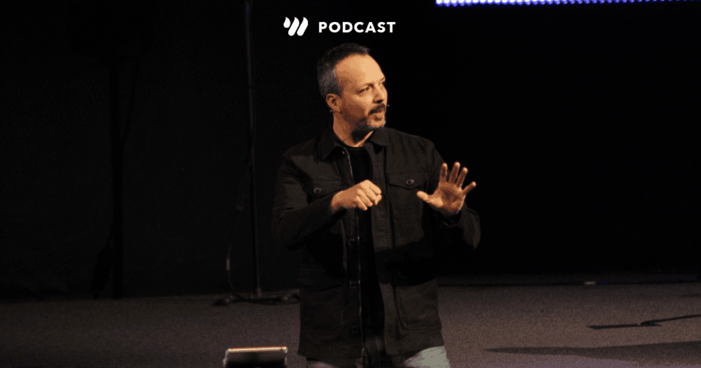 Heath Michael Bottomly: Why Worship Leaders Should Hand Off the Stage Sooner